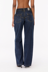 Relaxed Mid-Waist Jeans