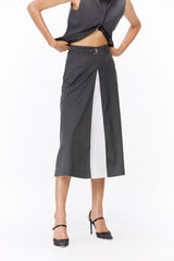 Contrast Panel Pleated Skirt