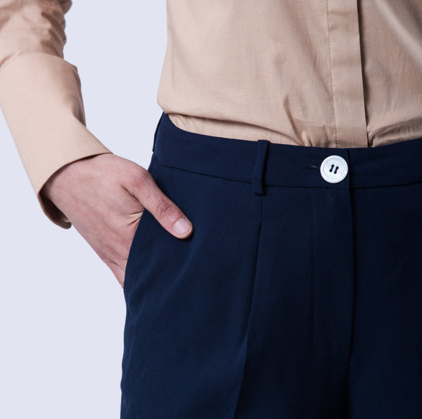 POCKET PRIVILEGE: JUST A STEP AWAY - Qua