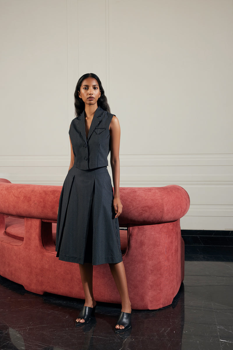 3 button skirt suit online