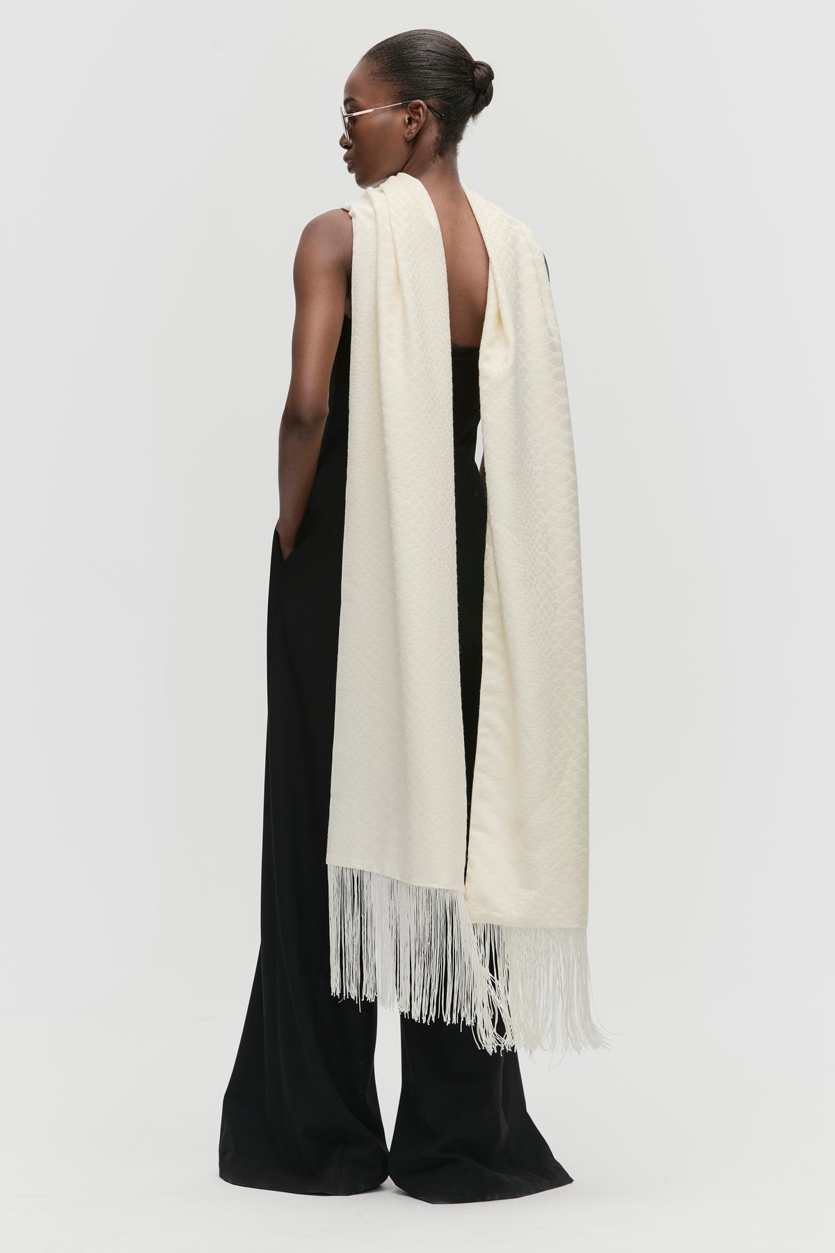 The Hustle Closet – Qua