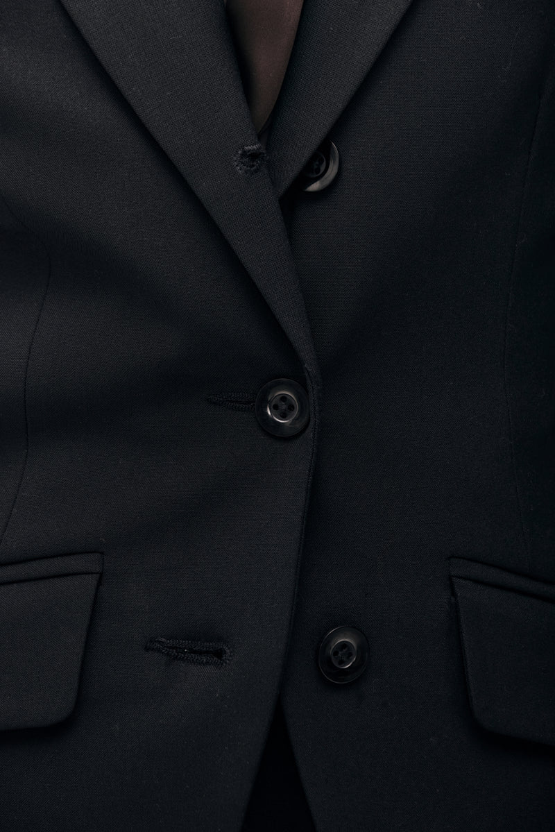 Classic 3-Roll-2 Jacket