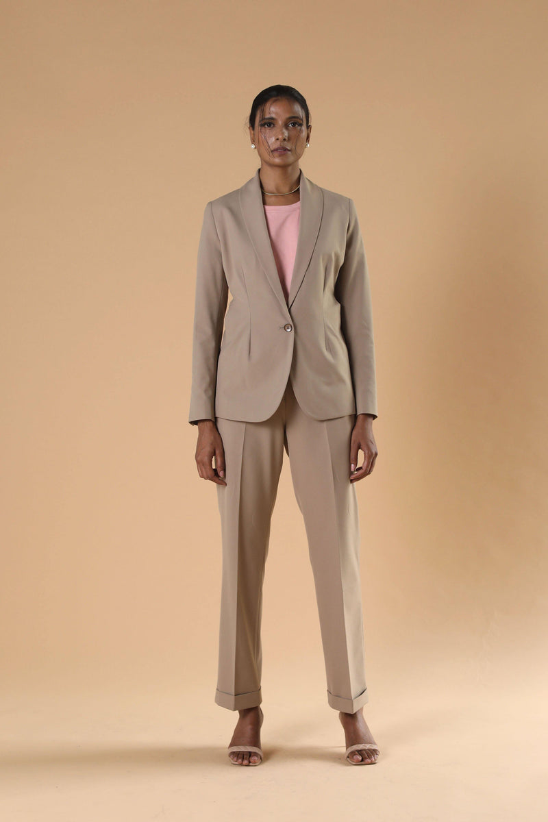 The Menaka Blazer - Jacket - Qua